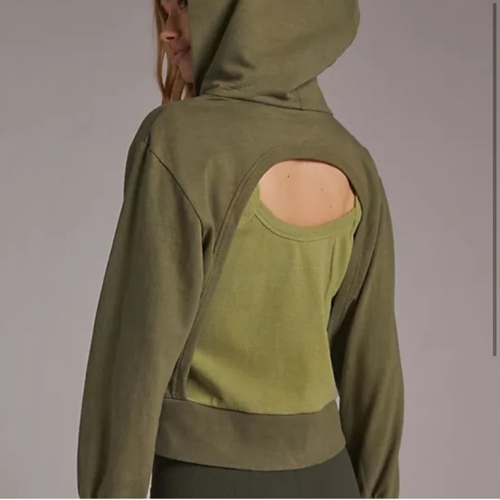 NWT Anthropologie Porridge Cut-Out 2fer
Layered Look Hoodie Sweatshirt